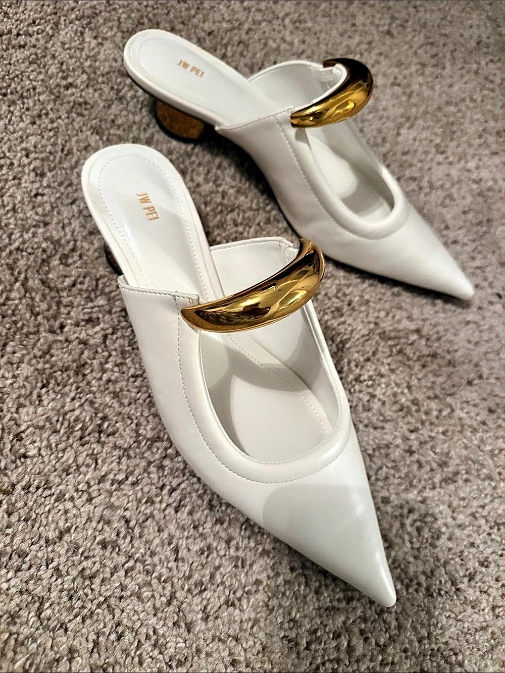 JW PEI Pointed Toe Mules in White US 7.5 Like New NEVER WORN